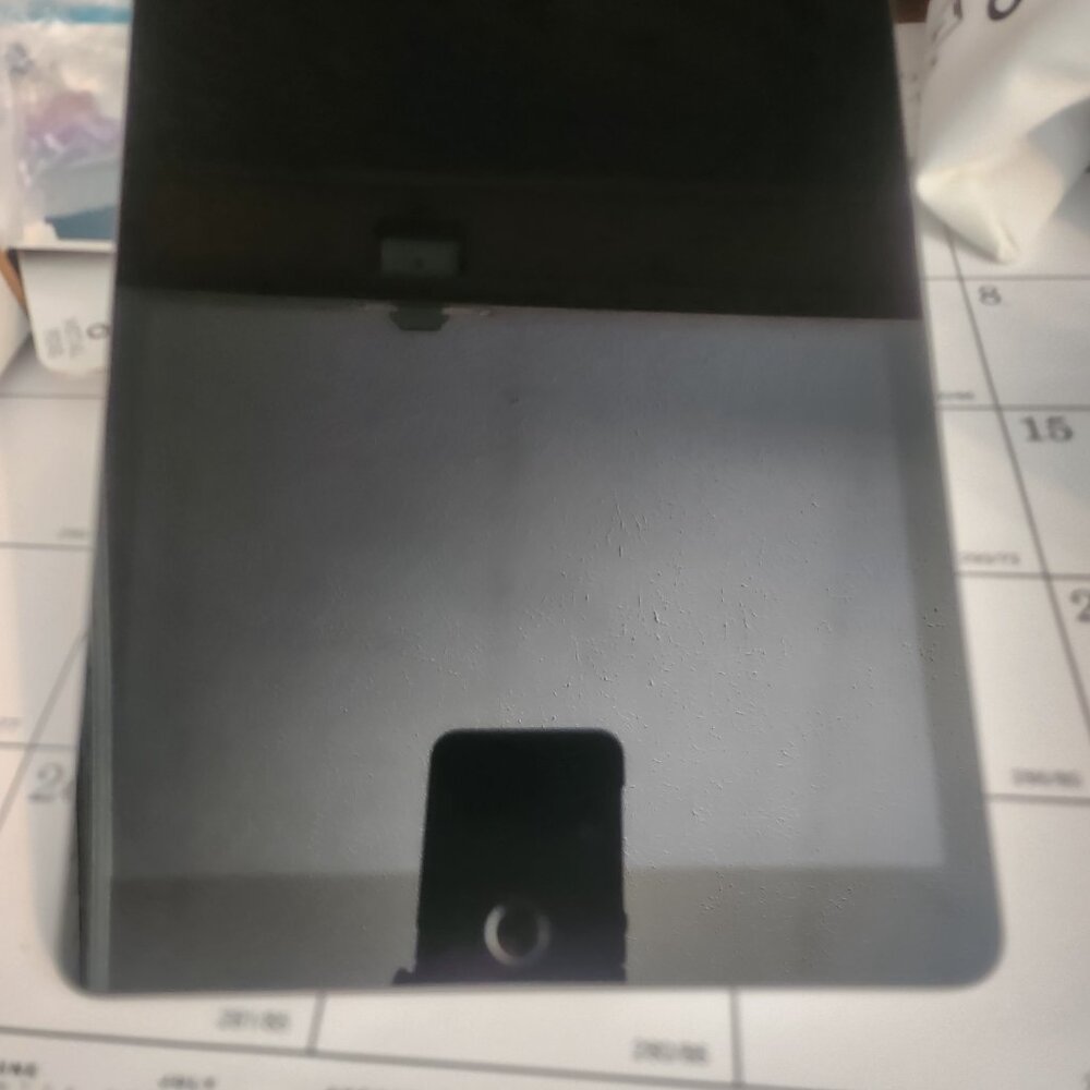 Ipad Pro 9.7  128 GB - Picture 2 of 4
